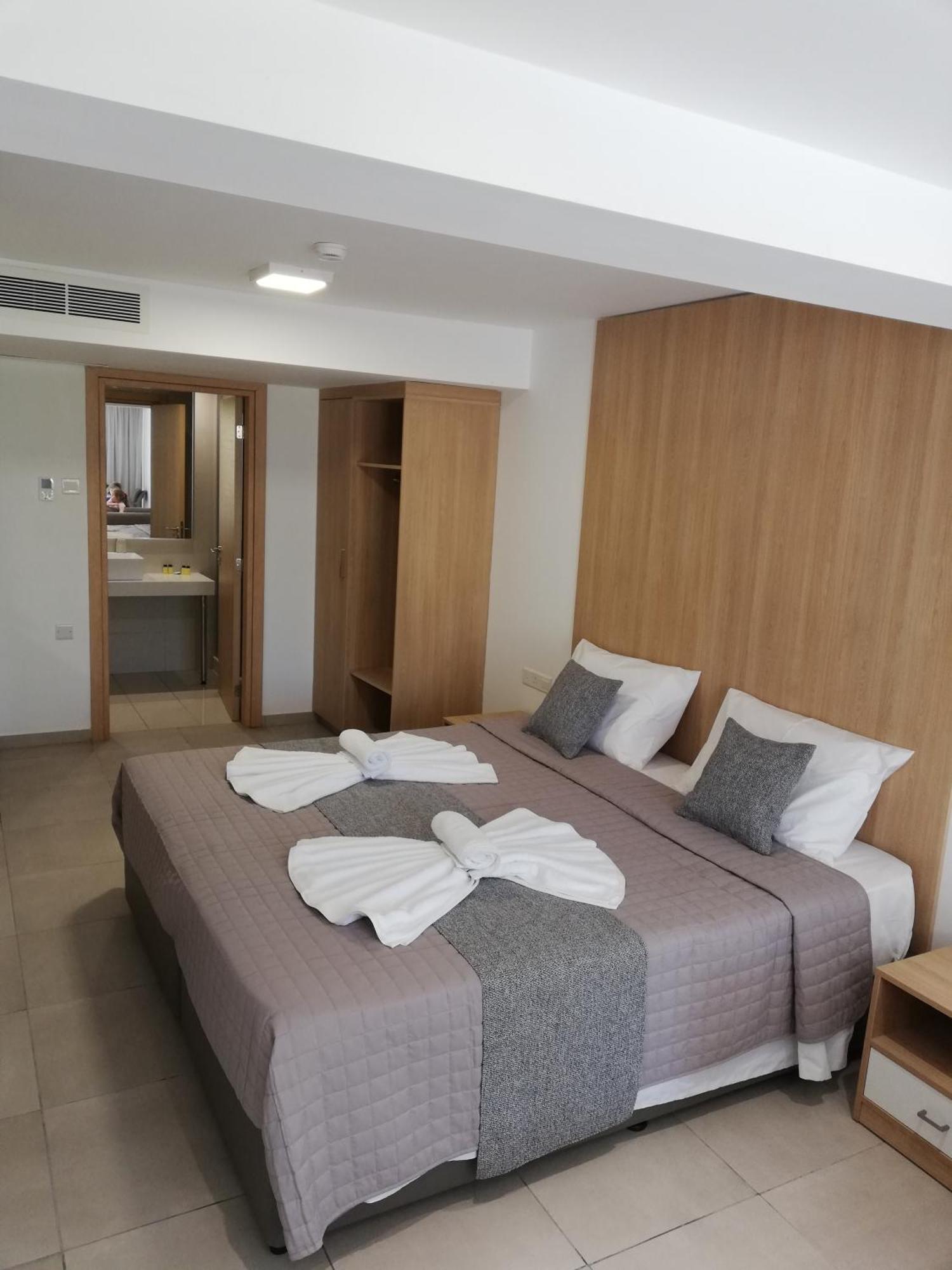 Joy Hotel Apts Ayia Napa Exterior photo